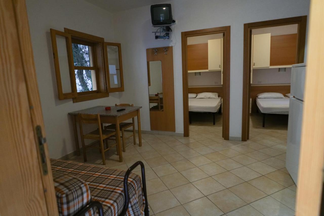 Villaggio Mascia Весте Екстериор снимка